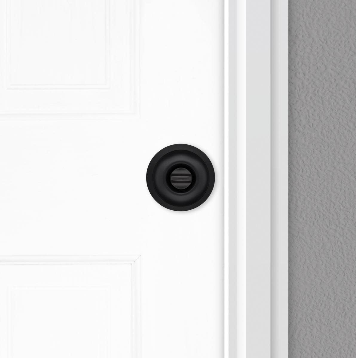 Kwikset SK3000RG Regina Privacy Door Knob Set with Round Rose from the Safe Lock Collection