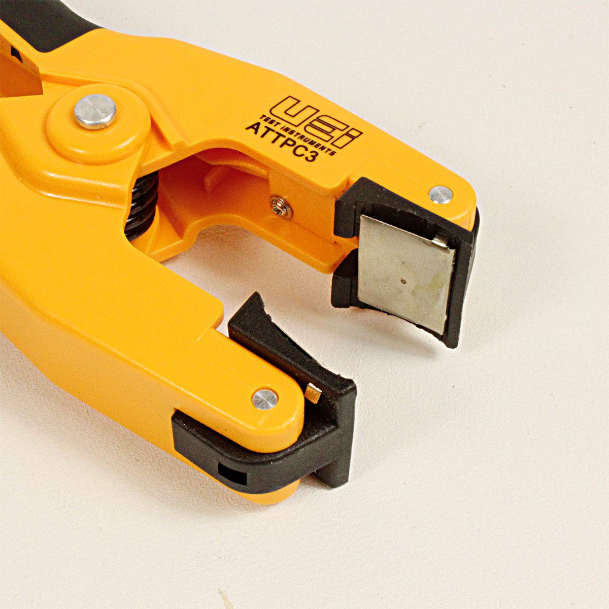 UEi ATTPC3 Pipe Clamp K-Type Thermocouple Adapter for Clamp Meters