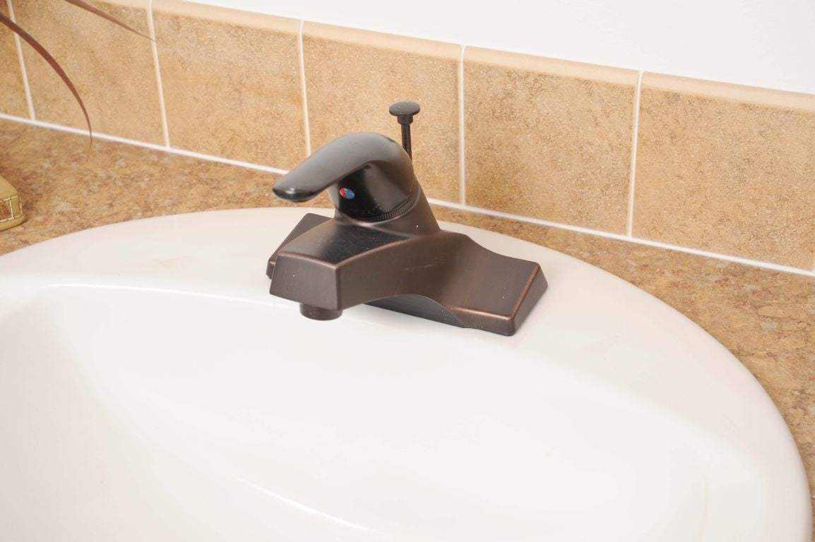 Huntington Brass W8480003 Single Handle 4 Centerset Lavatory Faucet Antique Bronze