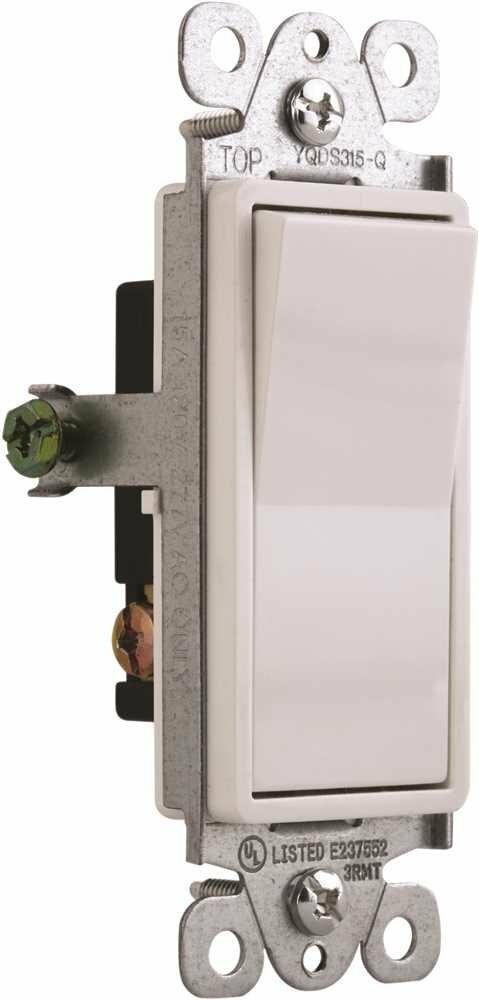 Preferred Industries 2499641 120-277V 15 Amp Three Way Decorative Rocker Switch White