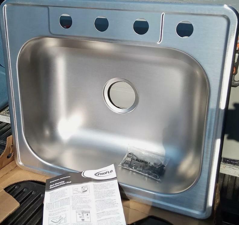 PROFLO PFSR252264BP 25" Single Basin Stainless Steel Kitchen Sink (Silver)