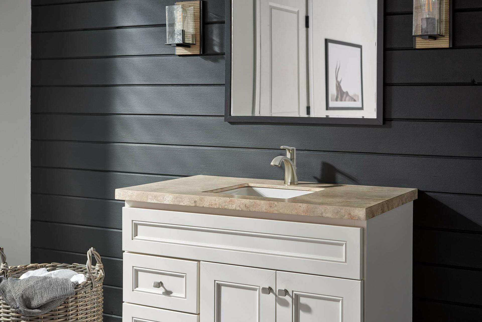 Peerless P1535LF-BN Single Hole Bathroom Faucet (Brushed Nickel)