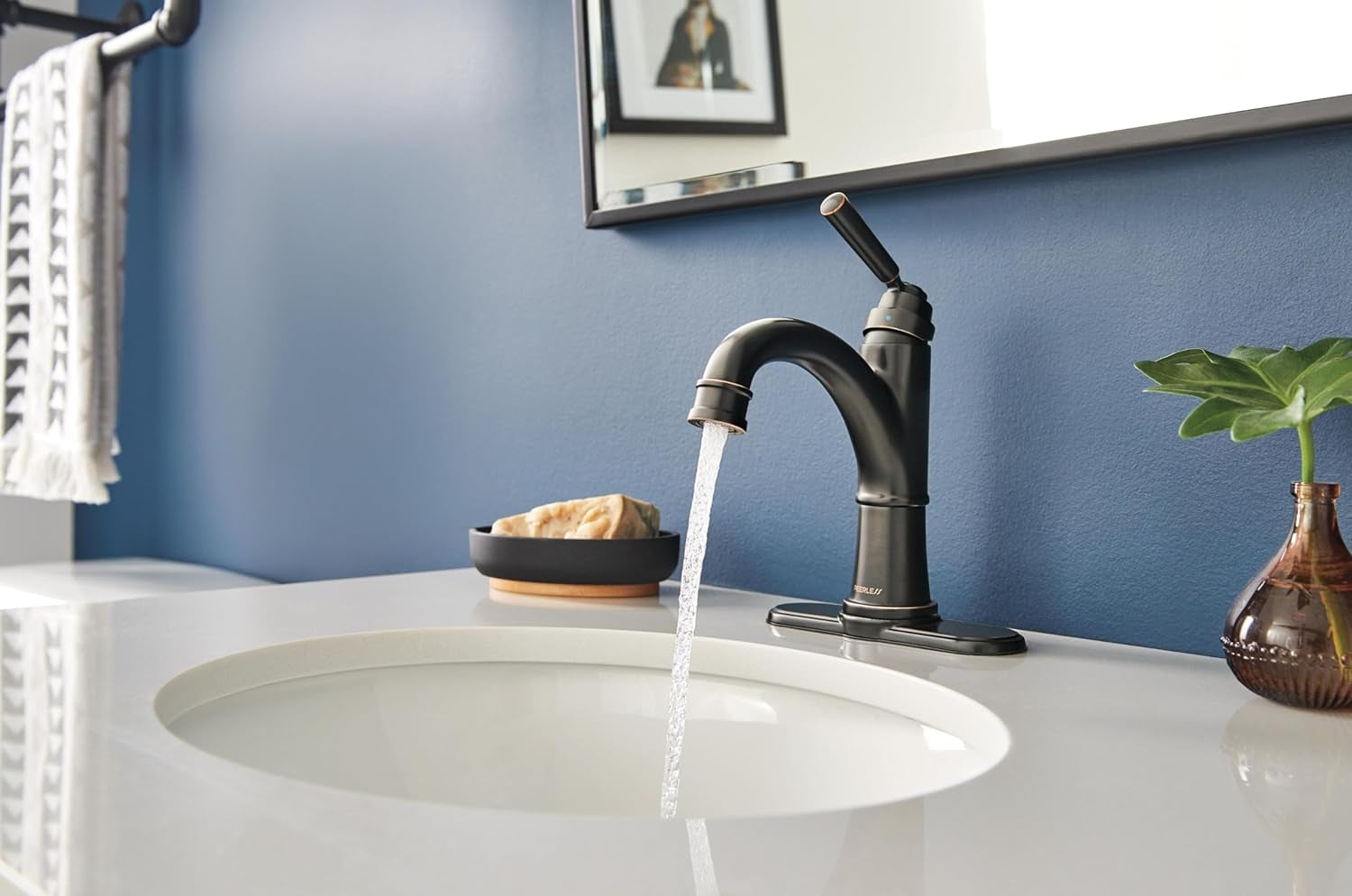Peerless P1523LF-OB Westchester Single Handle Bathroom Faucet In Oil Rubbed Bronze 1.0 GPM