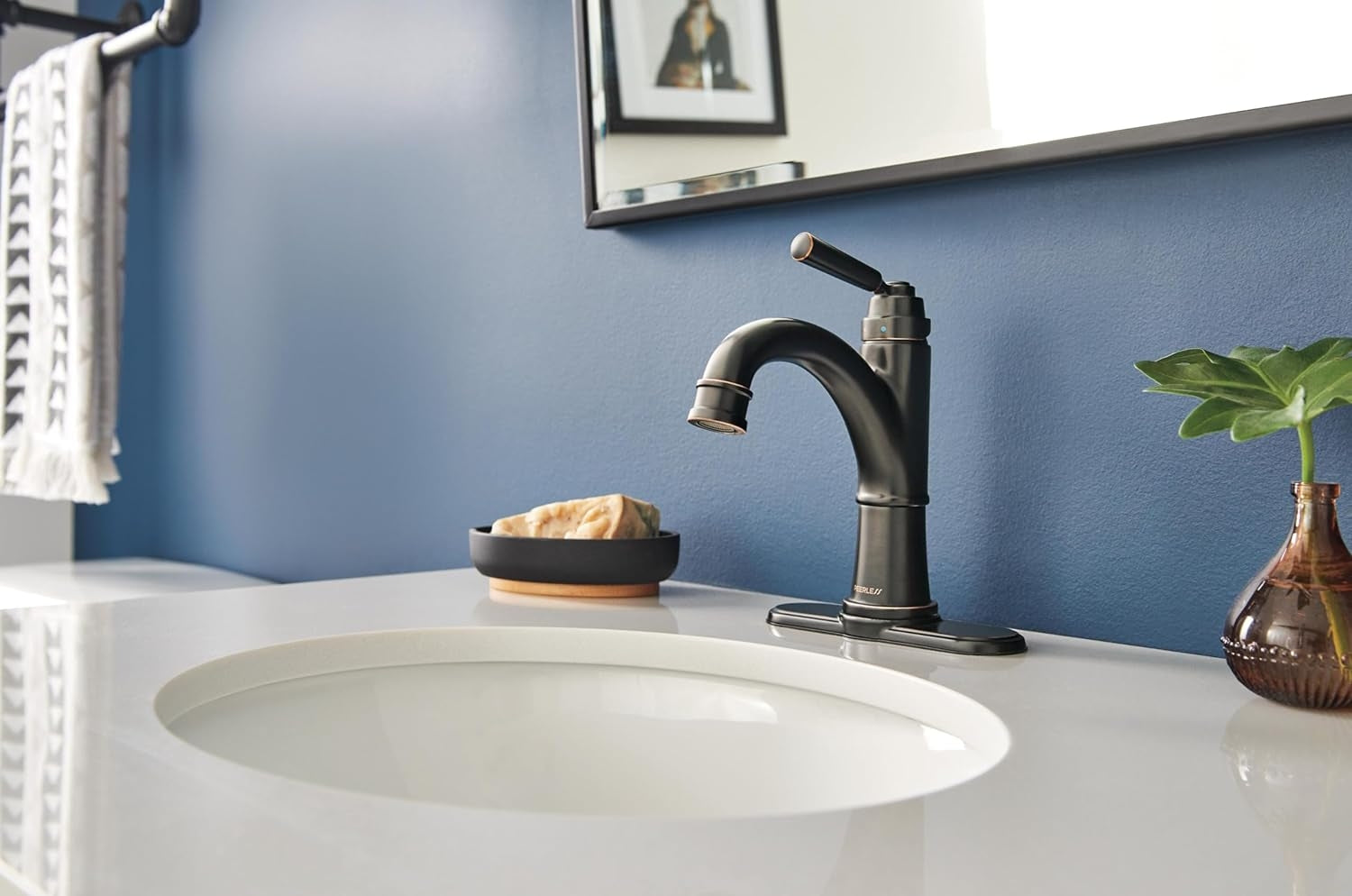 Peerless P1523LF-OB Single-Handle Bathroom Faucet In Oil Rubbed Bronze 1.0 GPM